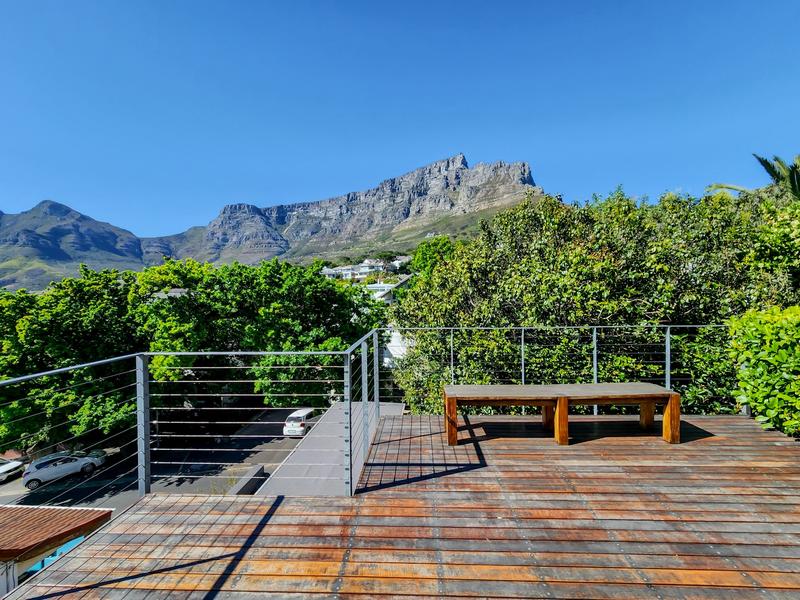 4 Bedroom Property for Sale in Higgovale Western Cape